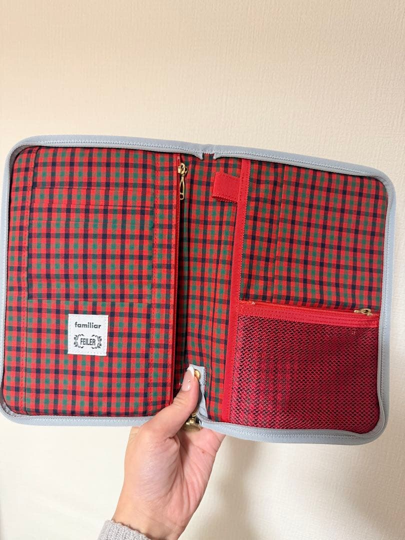 familiar ファミリア　フェイラー 母子手帳ケース