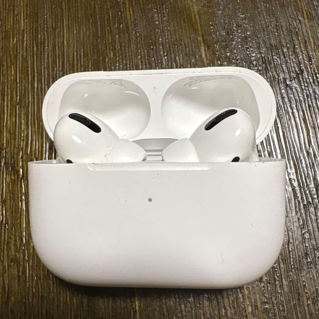 AirPods pro 本体 充電ケース付き