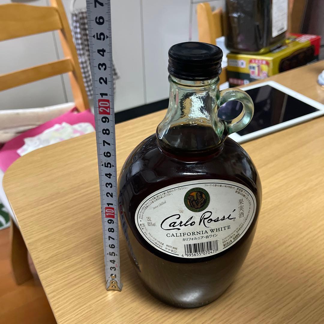 Carlo Rossiカリフォルニア。白ワイン1.5L