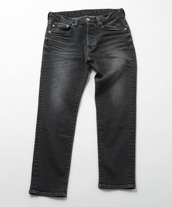 ★新品·未使用　❴レッドカード❵ スリムテーパードデニム　31インチ