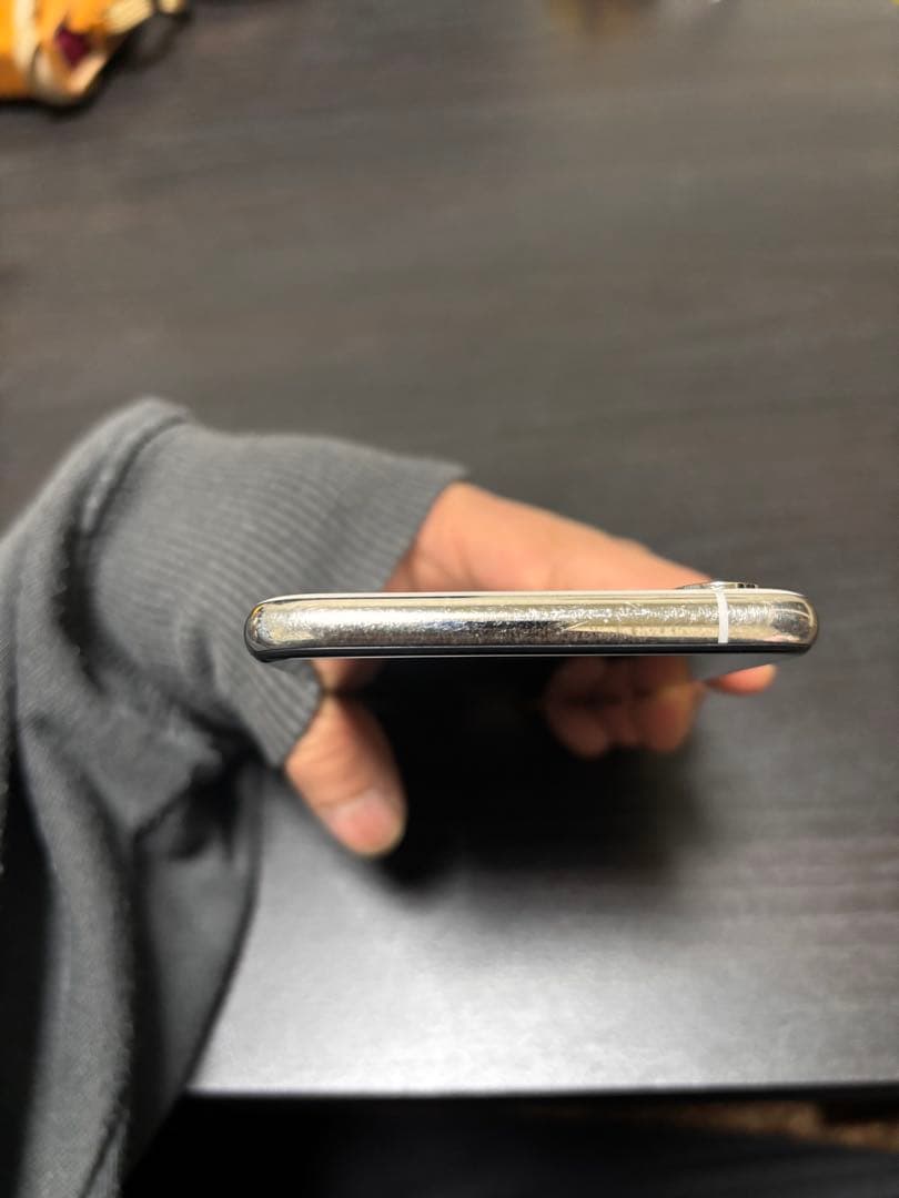 iPhoneXS 64ギガ SIMロック無し ホワイト