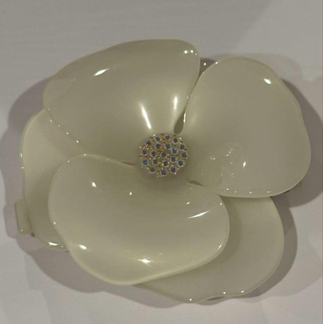 ALEXANDRE DE PARIS アレクサンドルドゥパリ カメリアバレッタ