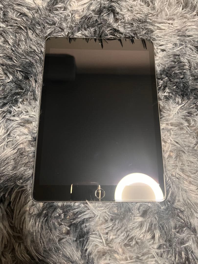 Apple iPad スペースグレー 本体 カバー付き