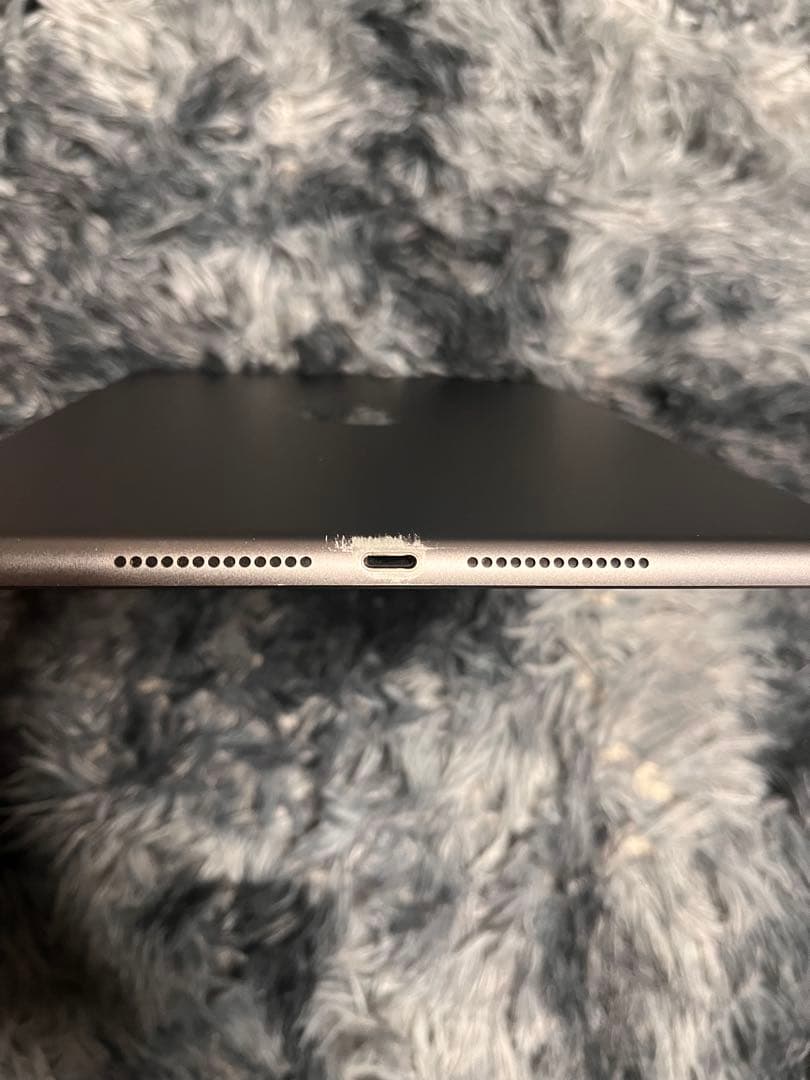 Apple iPad スペースグレー 本体 カバー付き