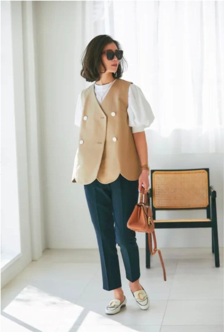 【オハニです】SEVENTEN セブンテン スカラップジレ ベージュ M