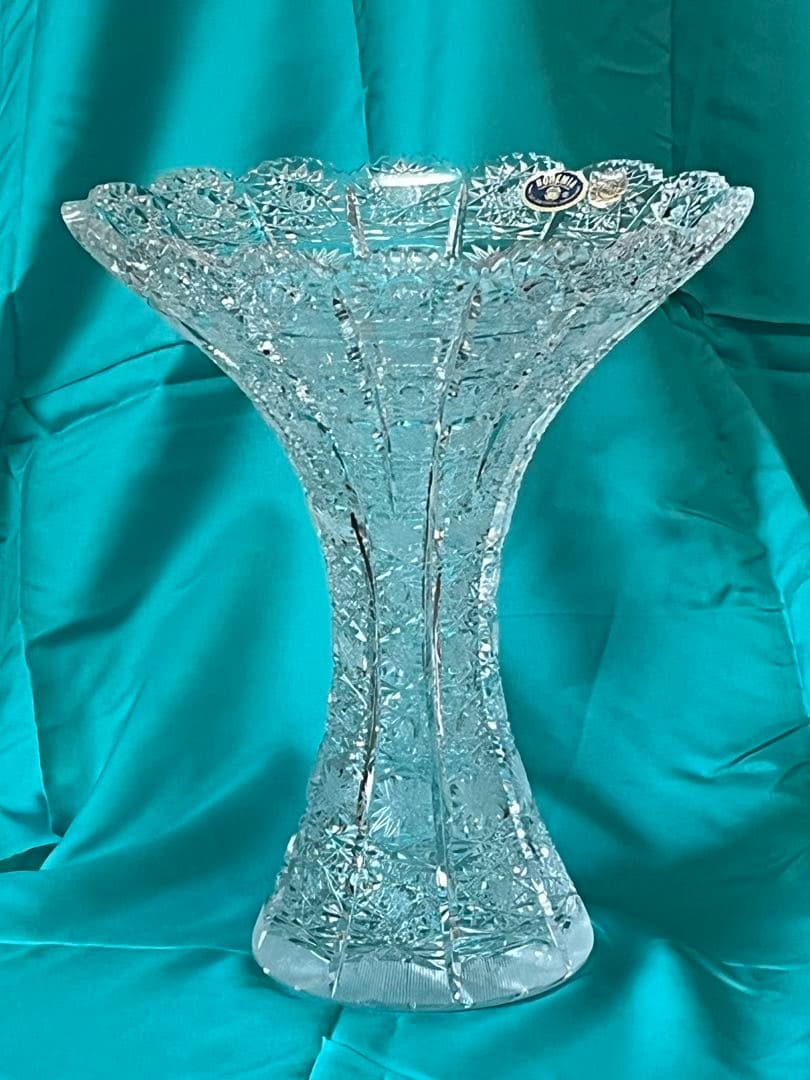 ボヘミアングラス フラワーベース 花瓶　高さ30 （チェコソロバキア製）