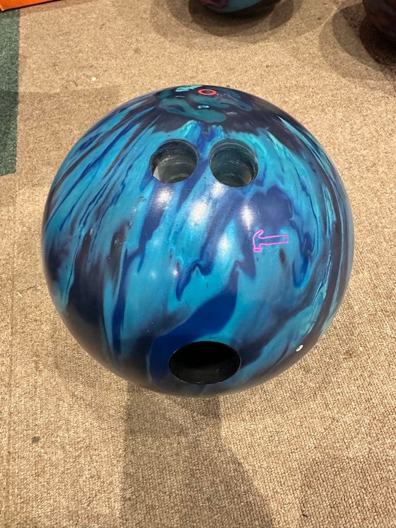 ★美品★ハンマー　バイオレントエフェクト　ボウリングボール15ポンド