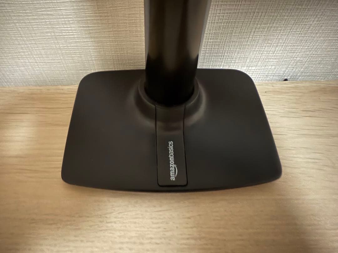 モニターアーム シングル-ディスプレイタイプ 32インチ箱、説明書付き