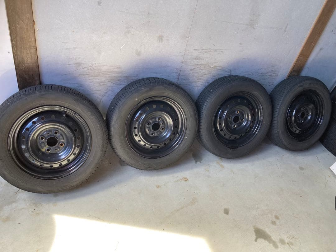 タイヤほぼ新品！グッドイヤーEfficientGrip ECO175/65R14