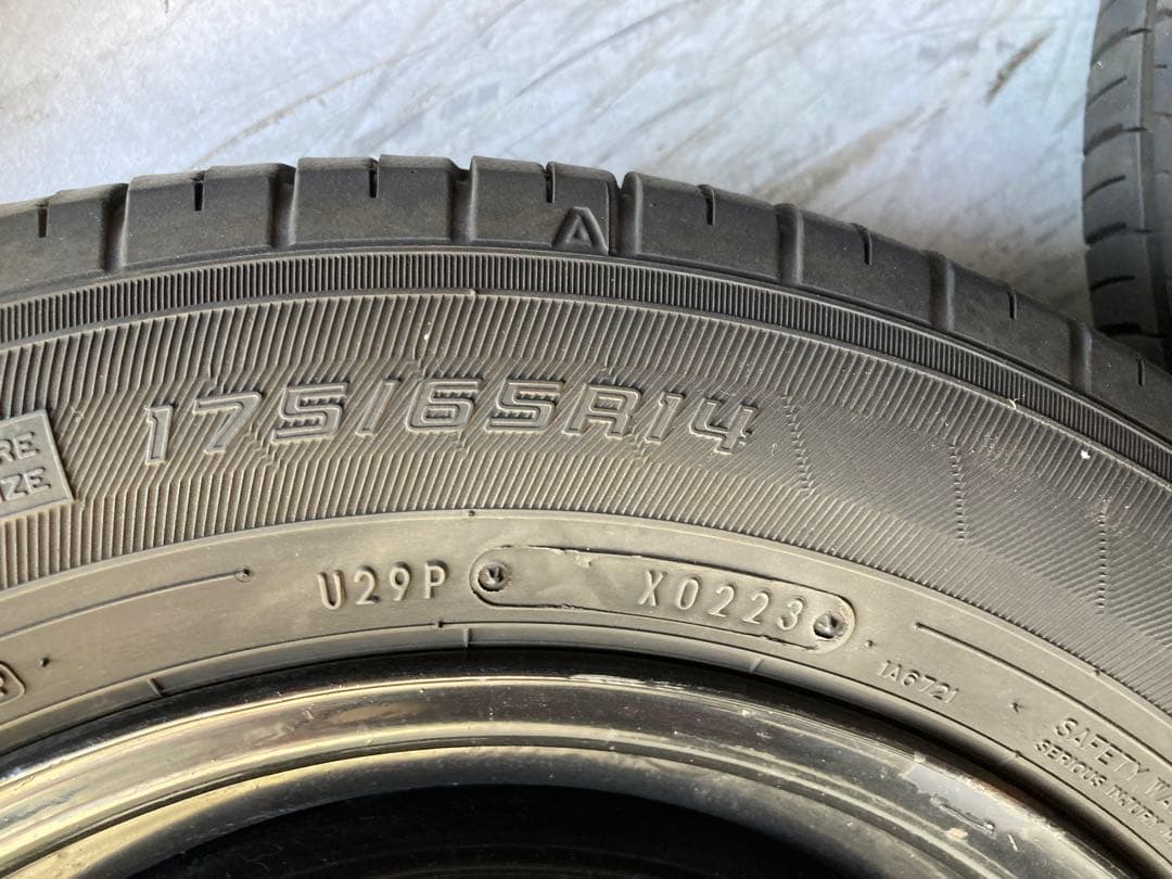 タイヤほぼ新品！グッドイヤーEfficientGrip ECO175/65R14