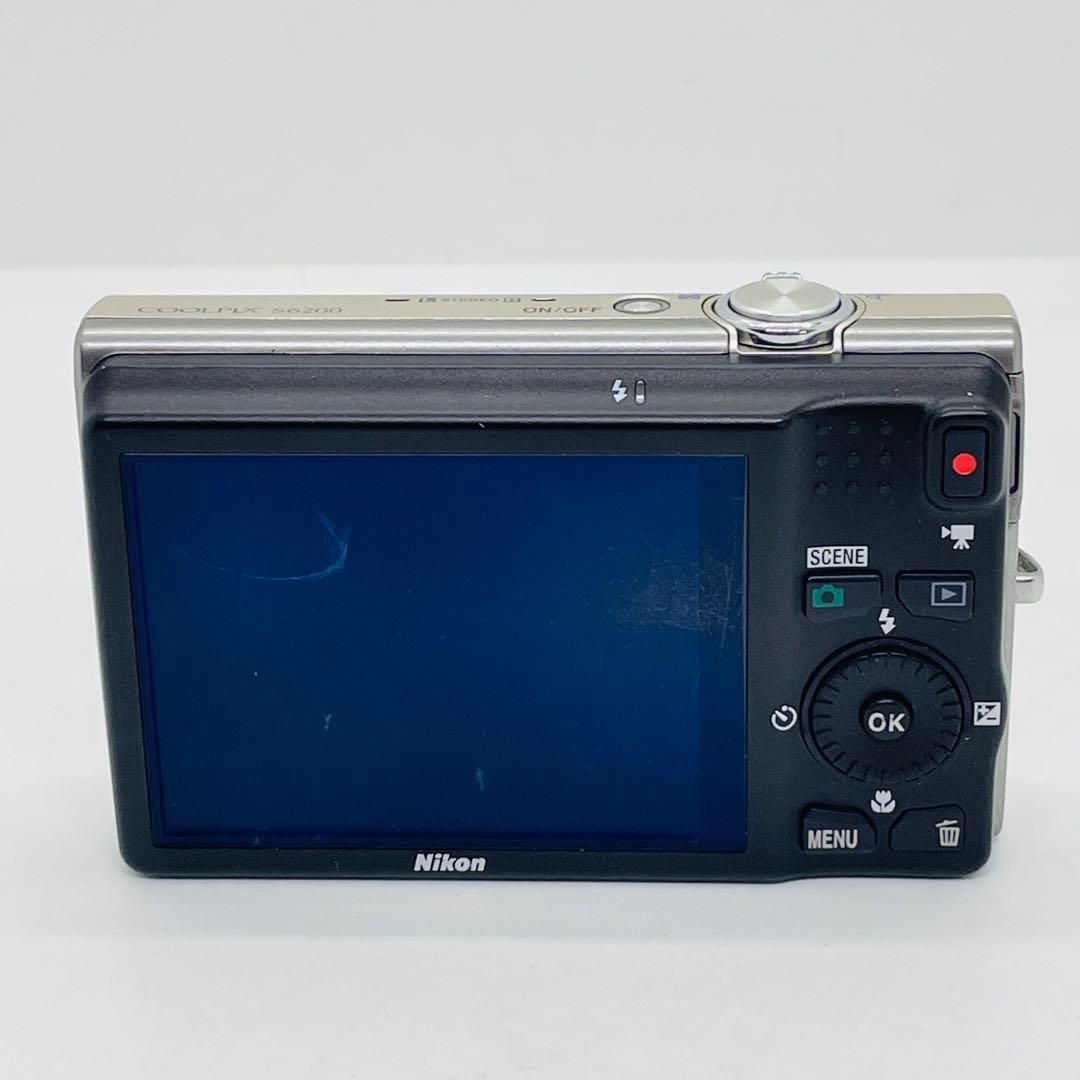 Nikon ニコン　コンパクトデジタルカメ　COOLPIX S6200 訳あり