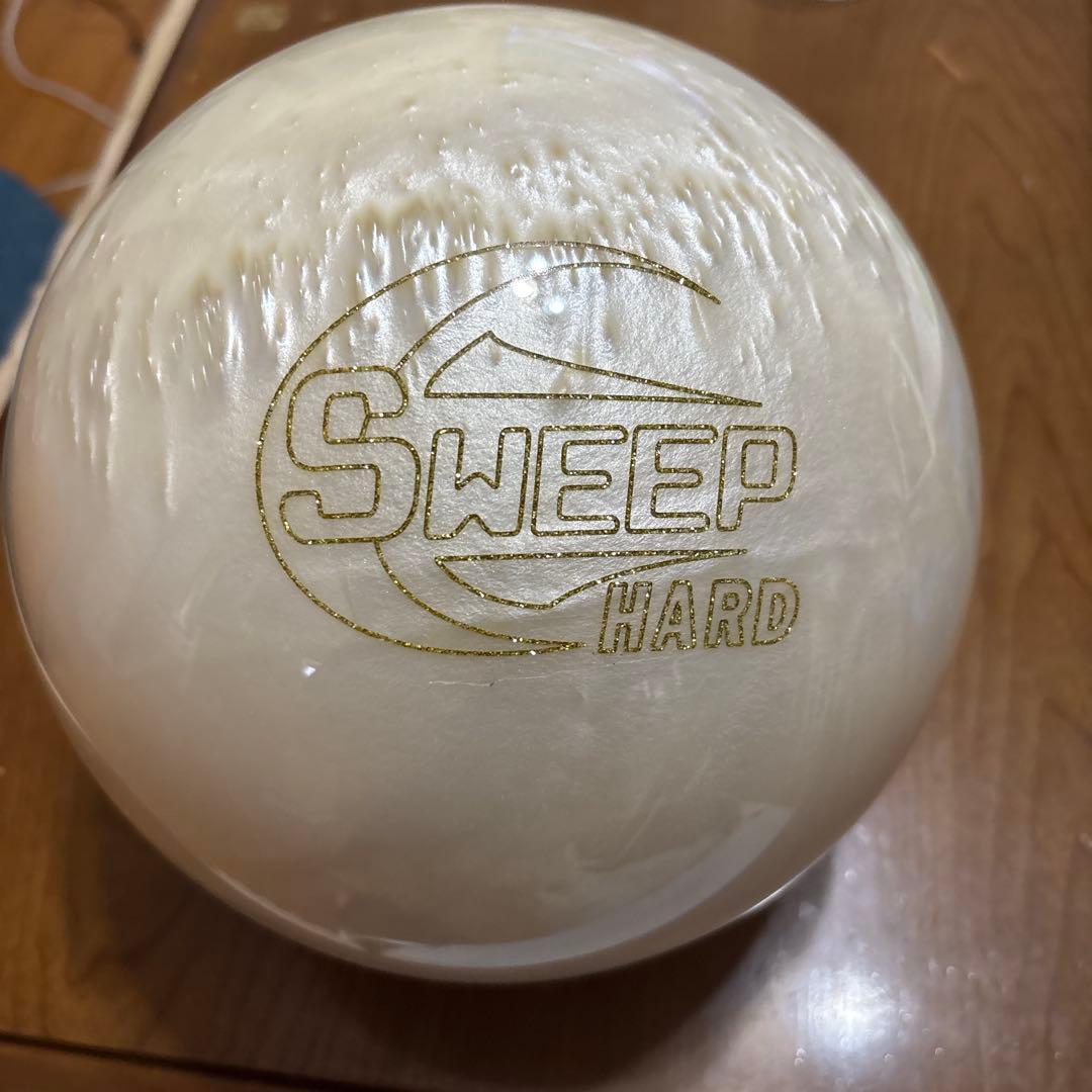 SWEEP HARD ボウリングボール 15LB ホワイト