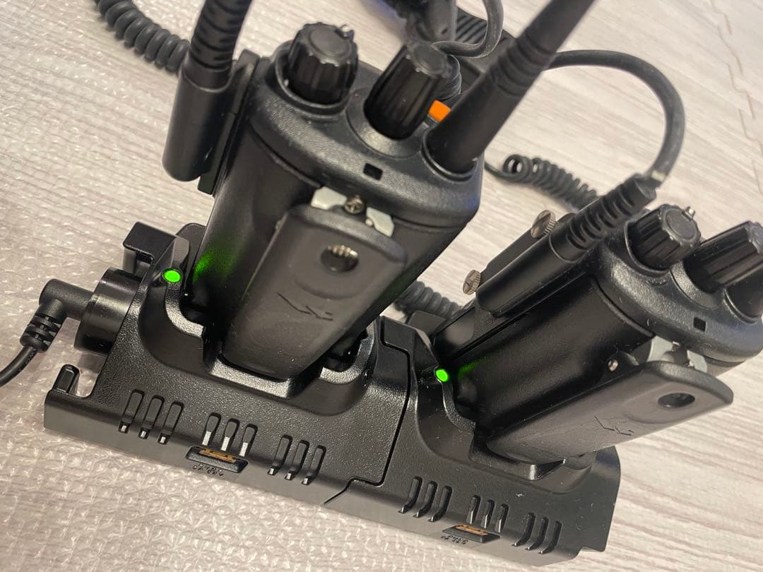 【STANDARD・マイク、充電器付2台セット】デジタル簡易無線機VXD450U