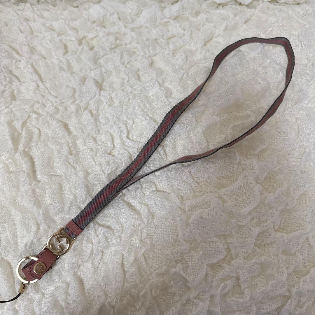 GUCCI インターロッキング ネックストラップ