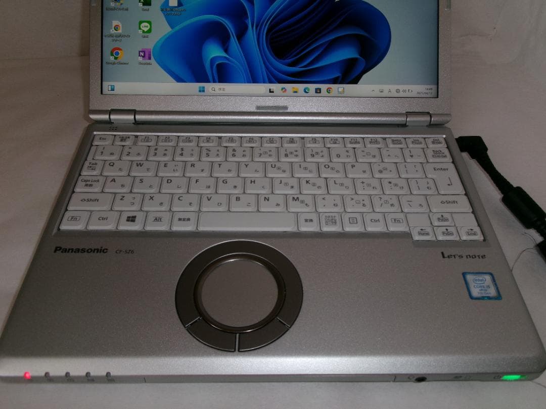 高性能第7世代i5！SSD256GB メモリ8GB パナソニック