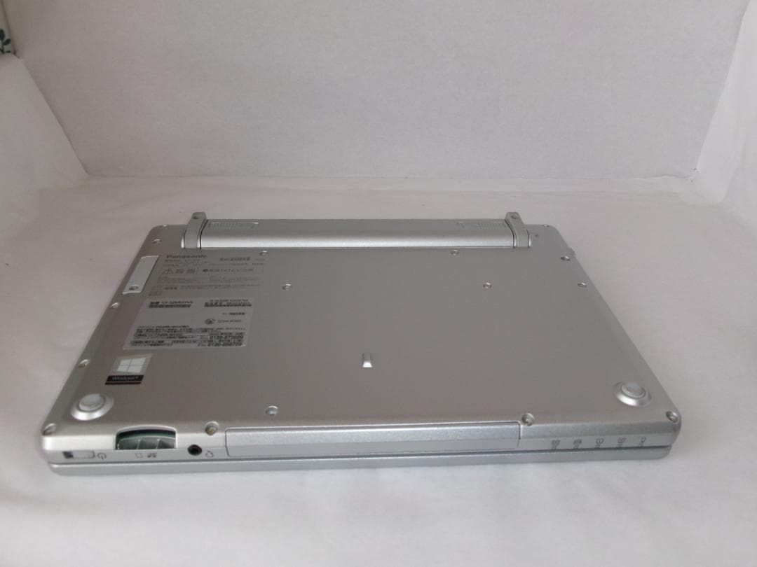 高性能第7世代i5！SSD256GB メモリ8GB パナソニック