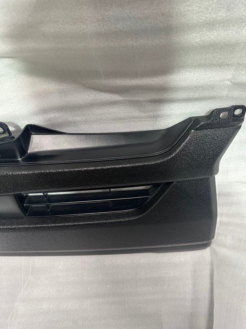 トヨタ純正　ハイエース　フロントグリル 200系　後期