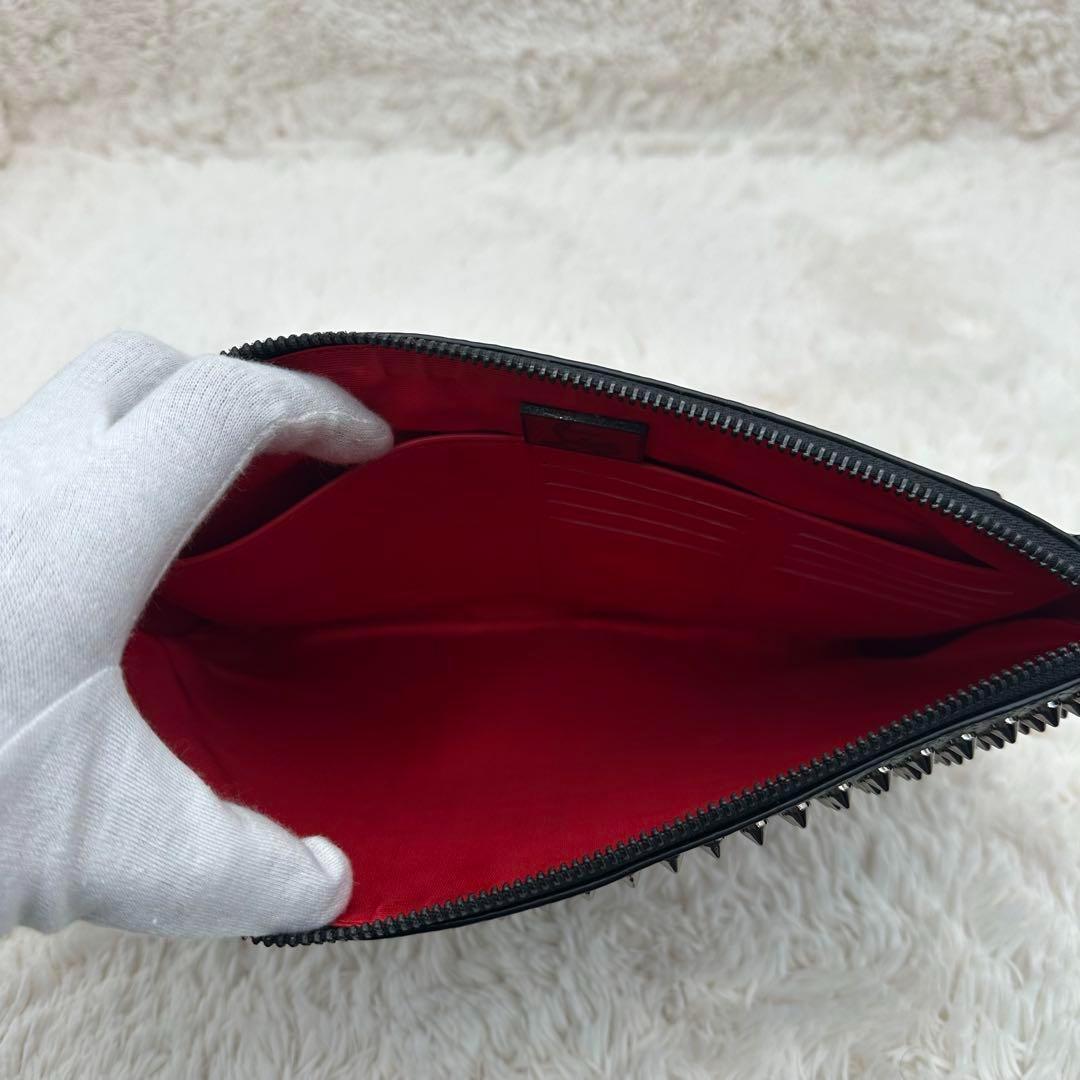 ✨極美品✨箱あり　ルブダン　セカンドバッグ　スタッズ　パネトーネ　シボ革　黒　赤