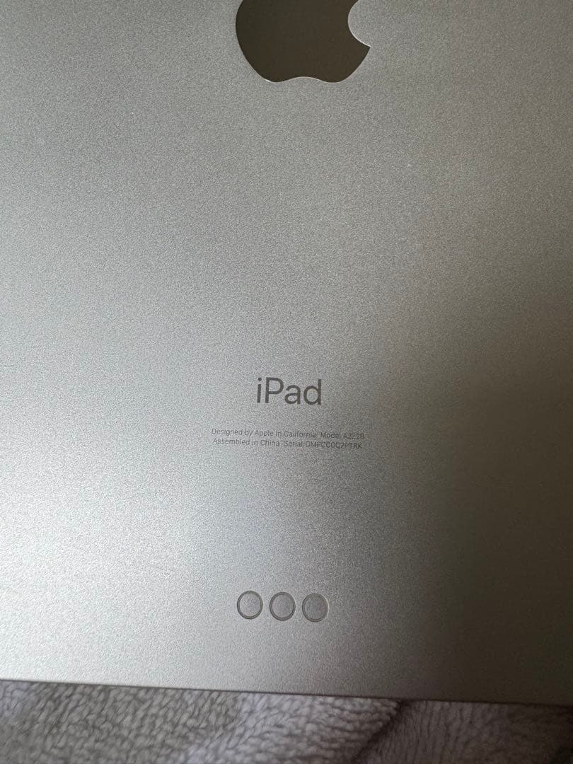 な*み様 【交渉可】iPad Pro 11インチ (第2世代) シルバー