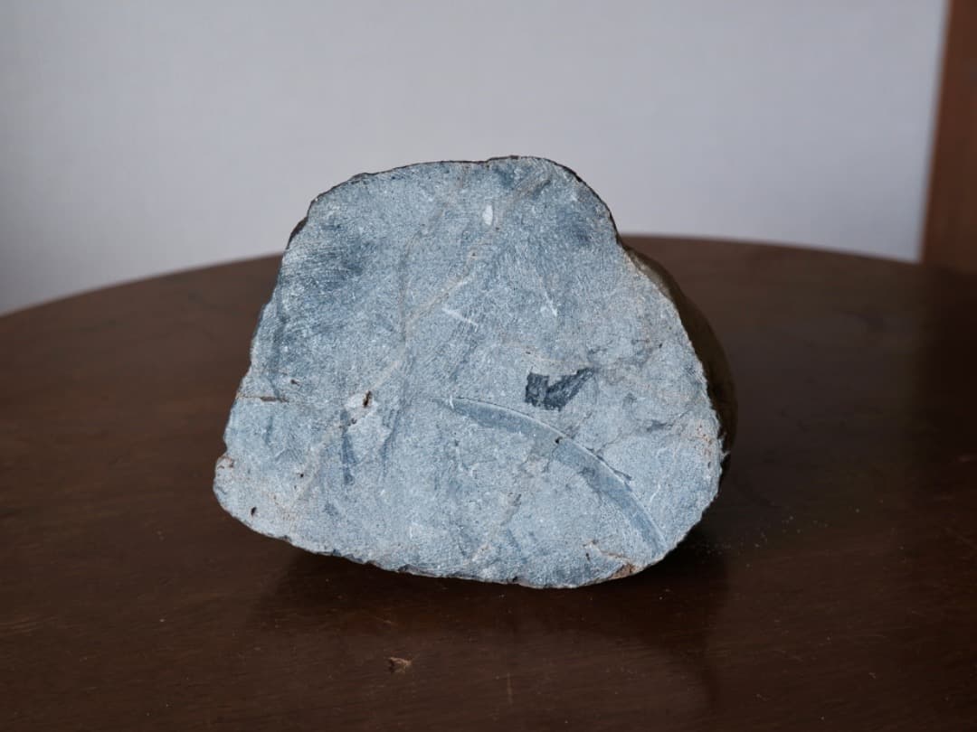 江藤佳央琉　石語り　児童美術研究家　石彫　オブジェ　置物　箱付　Q1864