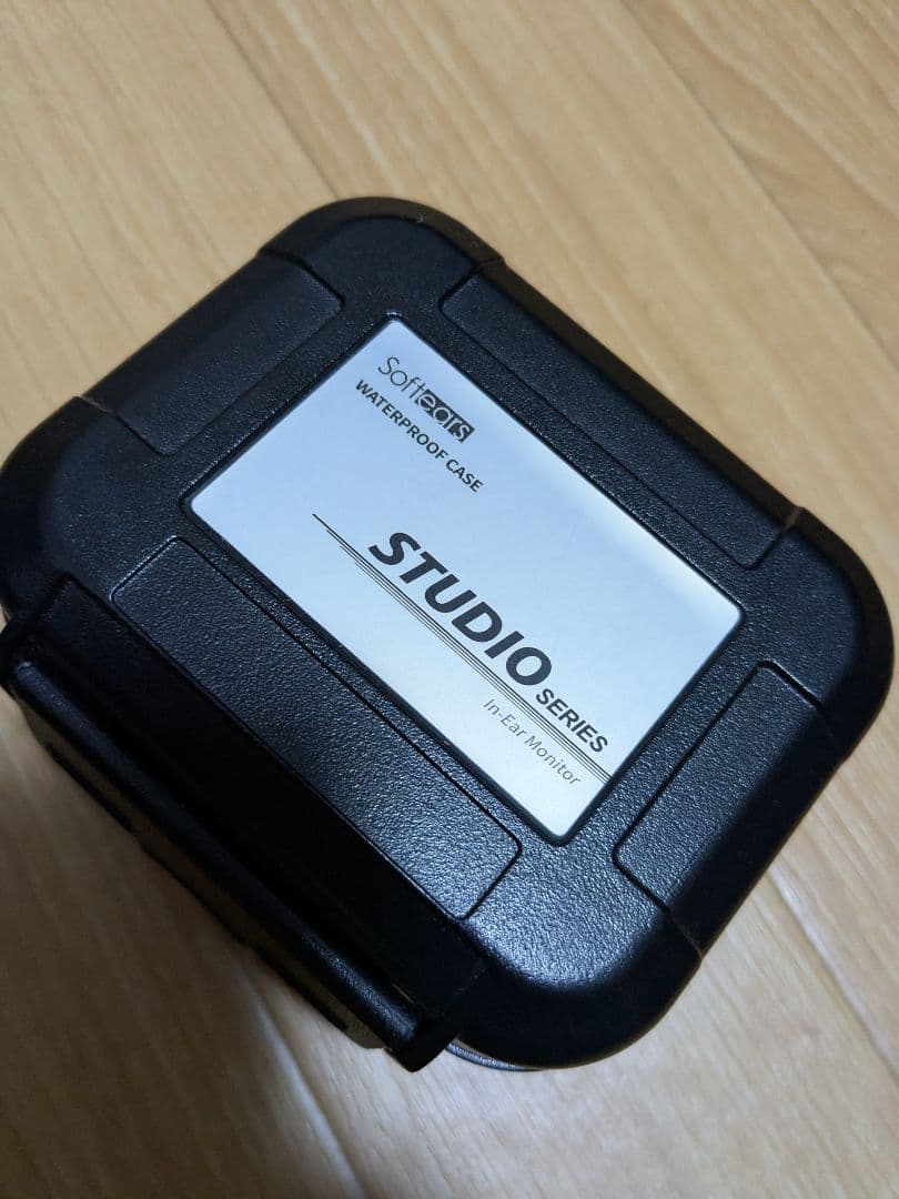 イヤホン Softears Studio4