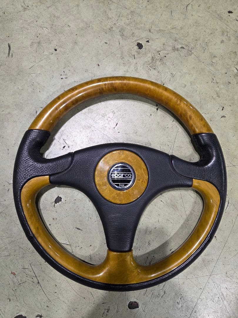 Sparco ホーンボタン　モモステアリング・ハンドル本体 黒/ウッド