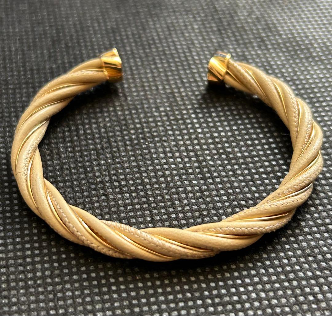 ボッテガヴェネタ AG925 レザー ツイスト バングル （ゴールドxベージュ）