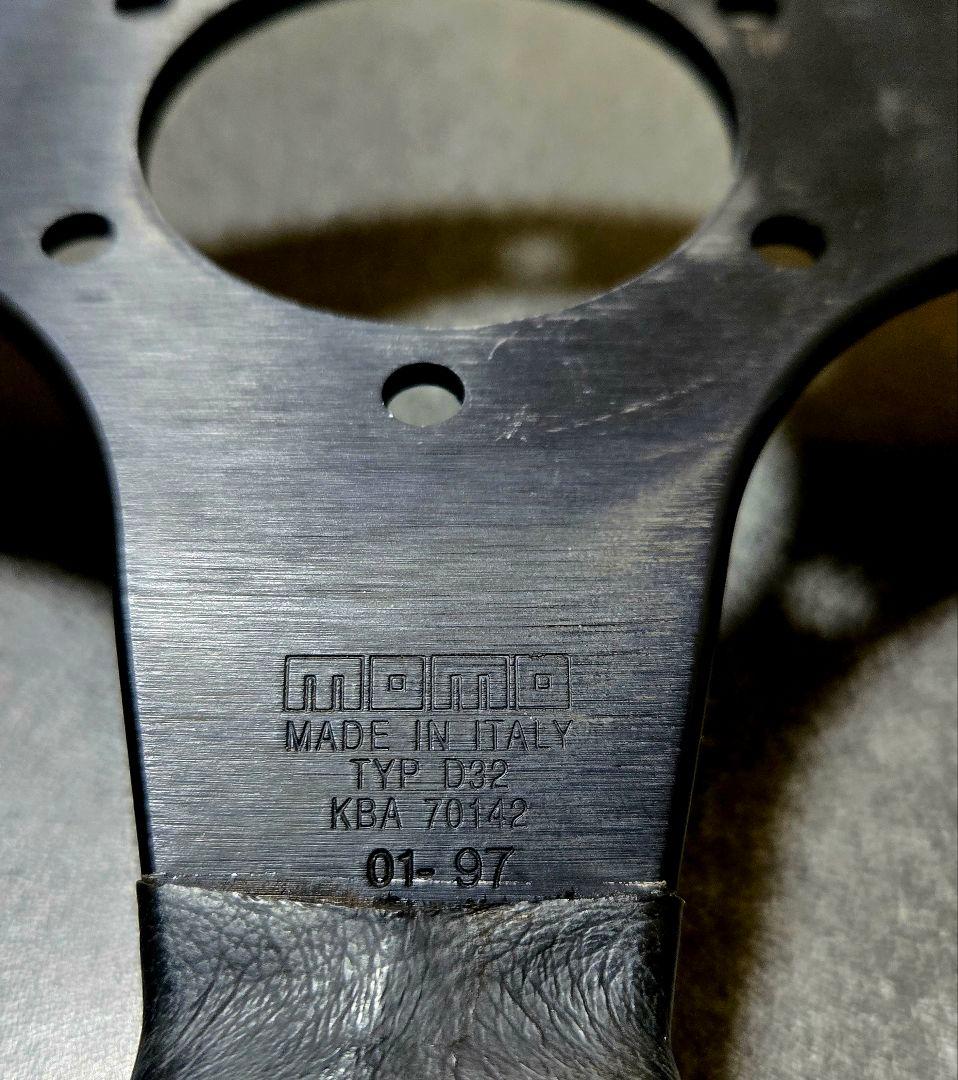 MOMO　モモ　CORSE　320mm　D32　ステアリング　中古品