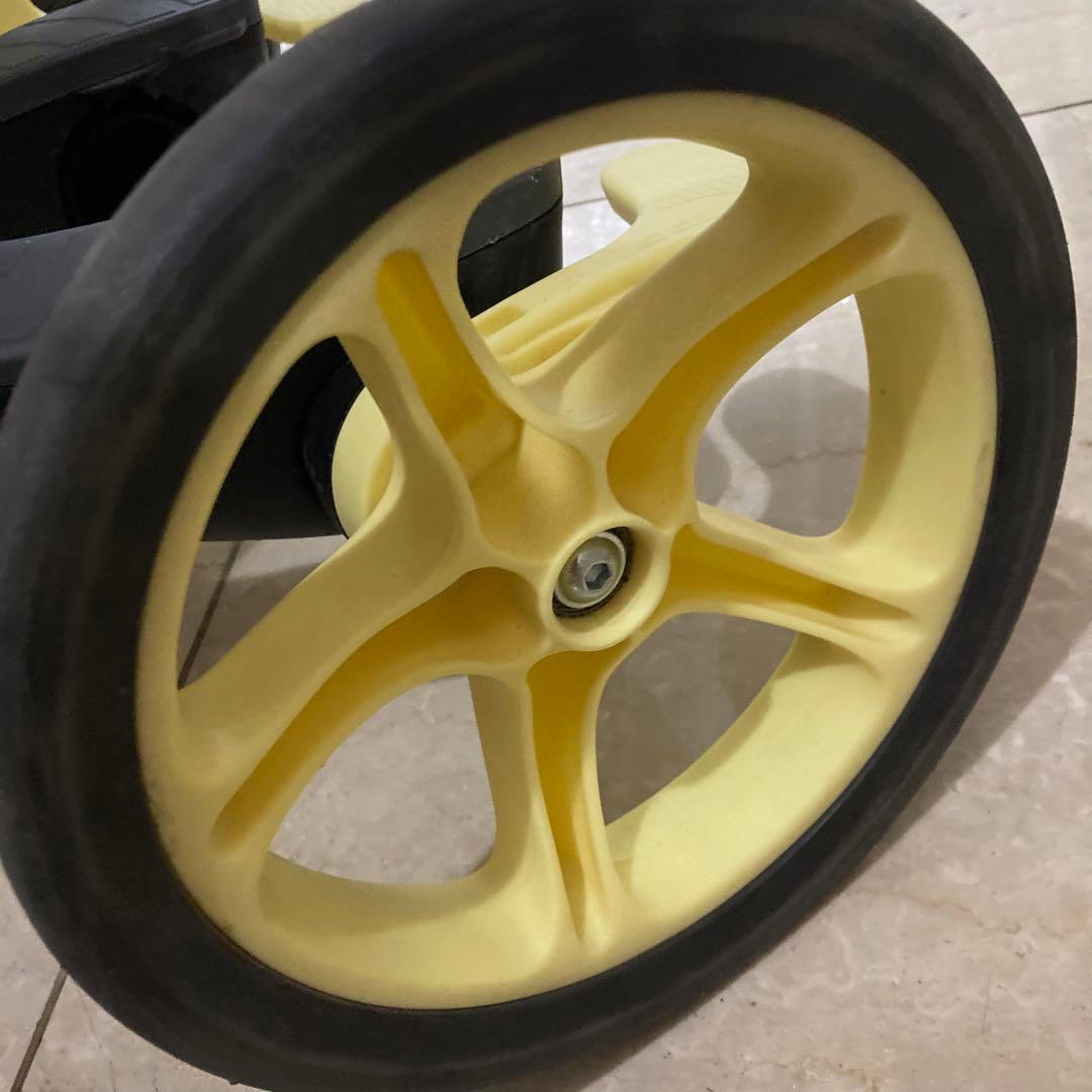 GLOBBER エクスプローラー トライク 4in1 三輪車 トイザらス限定