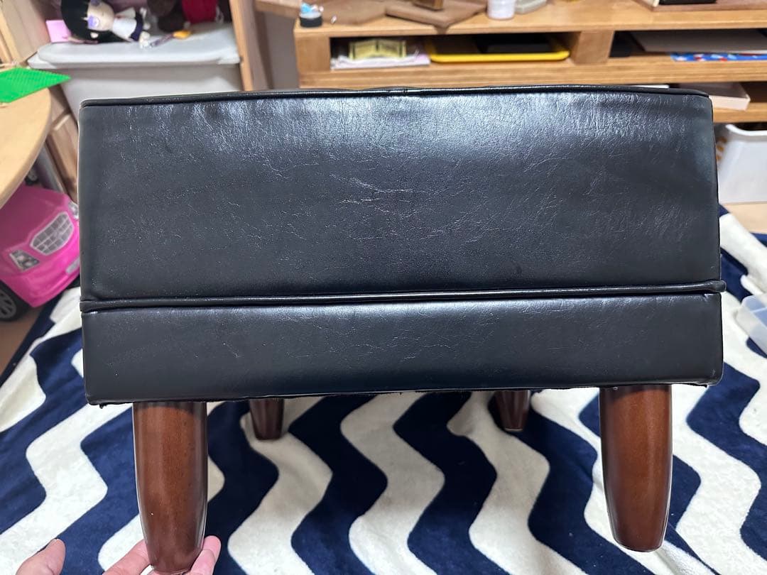 【値下げ】カリモク60 オットマン　スツール　ブラック