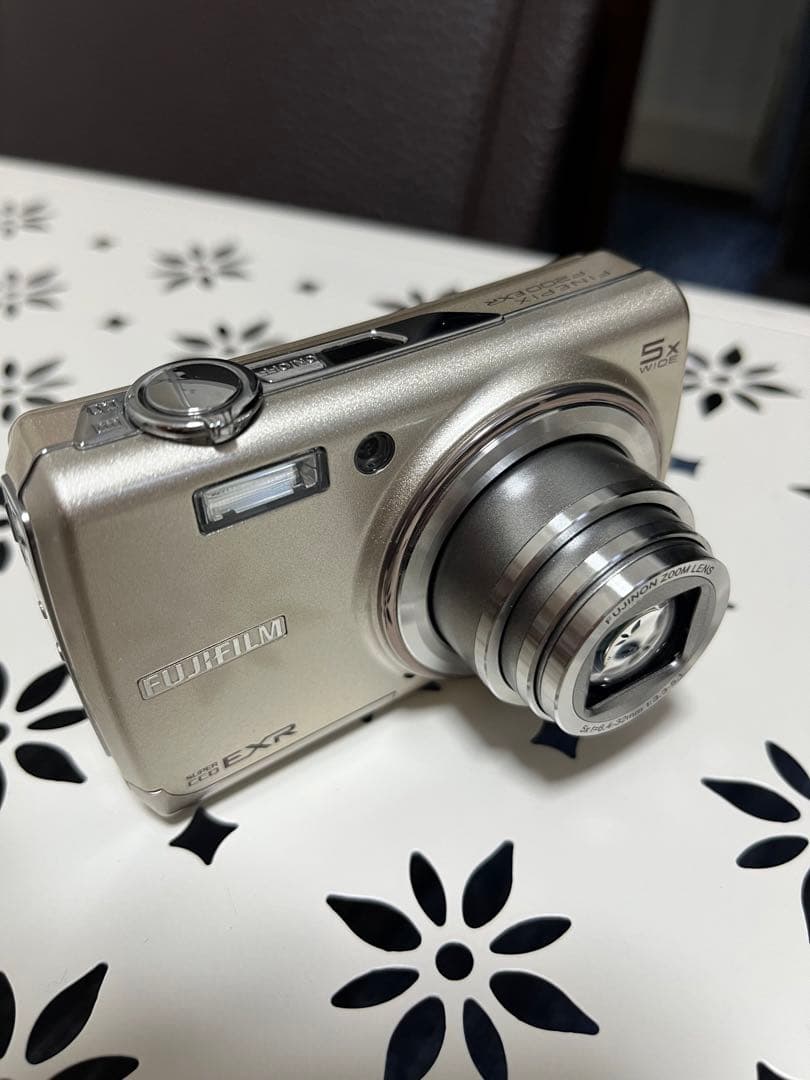 FUJIFILM/フジフィルム/FINEPIX/F200EXR