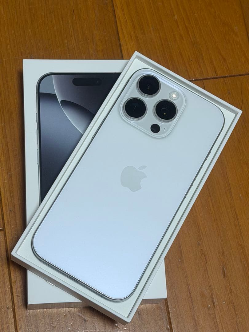 iPhone 16 pro 256GB ホワイトチタニウム