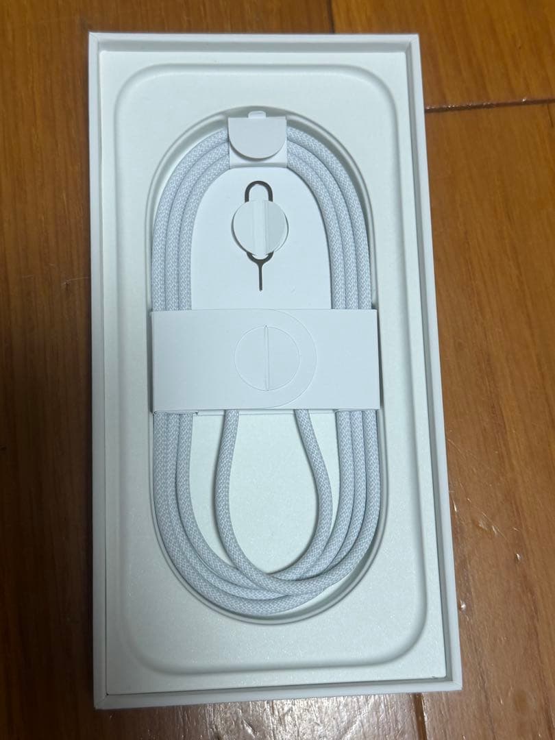 iPhone 16 pro 256GB ホワイトチタニウム