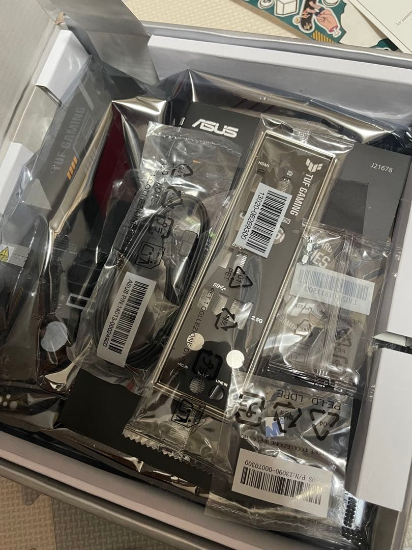 ASUS TUF GAMING B760M-E D4 マザーボード