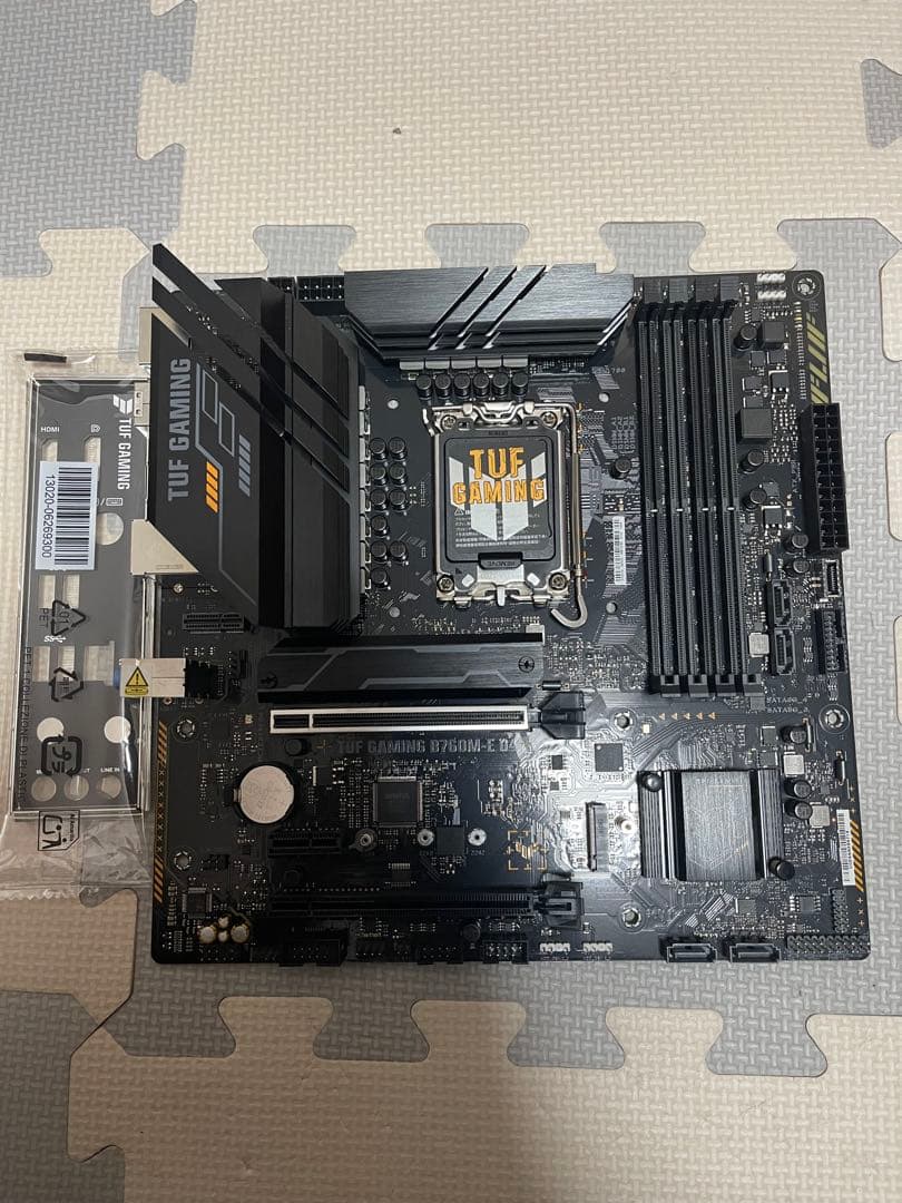 ASUS TUF GAMING B760M-E D4 マザーボード