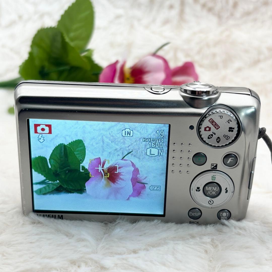 美品 動作良好✨ 実写美⭕️ FUJIFILM FinePix F70EXR
