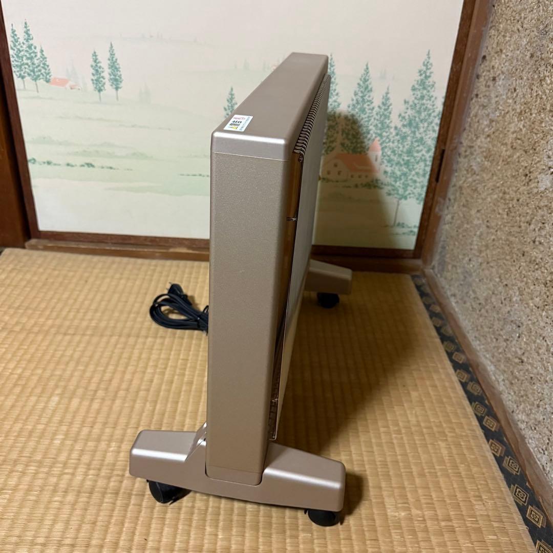 【ほぼ未使用】遠赤外線暖房器　E800LS　サンルミエ　ファンヒーター