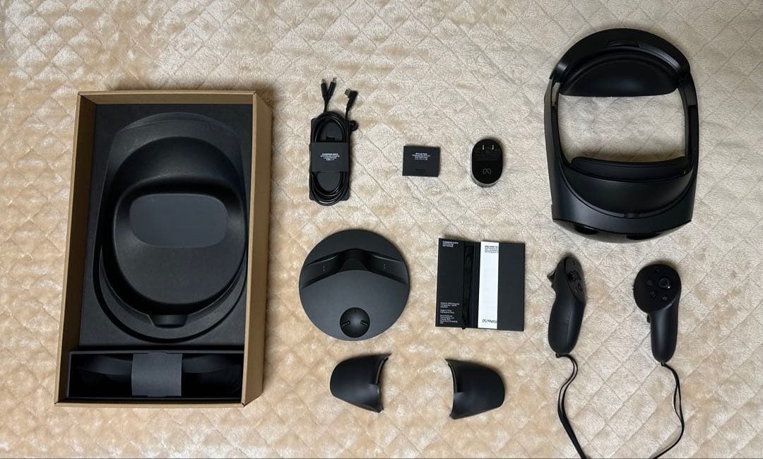  Quest Pro 256GB VRヘッドセット