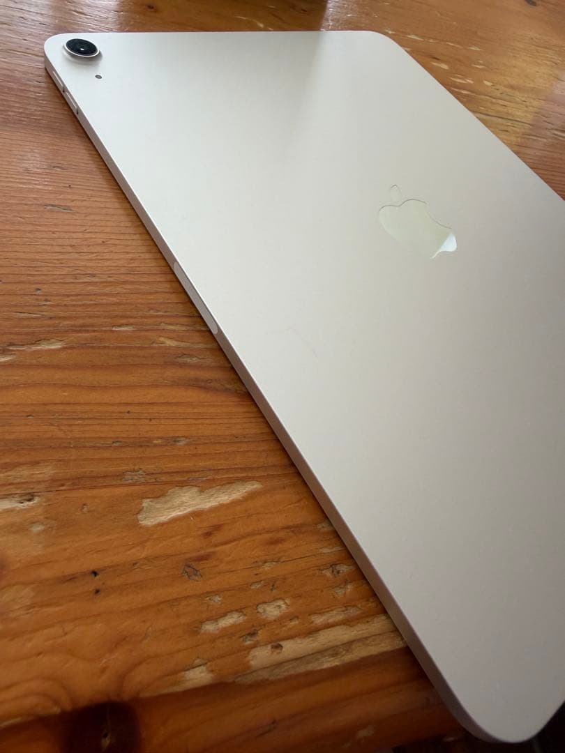 iPad Air (第5世代) Wi-Fi 64GB Starlight