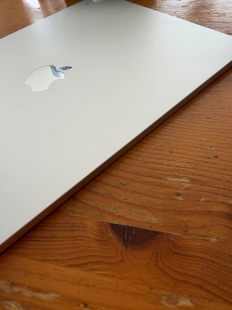 iPad Air (第5世代) Wi-Fi 64GB Starlight