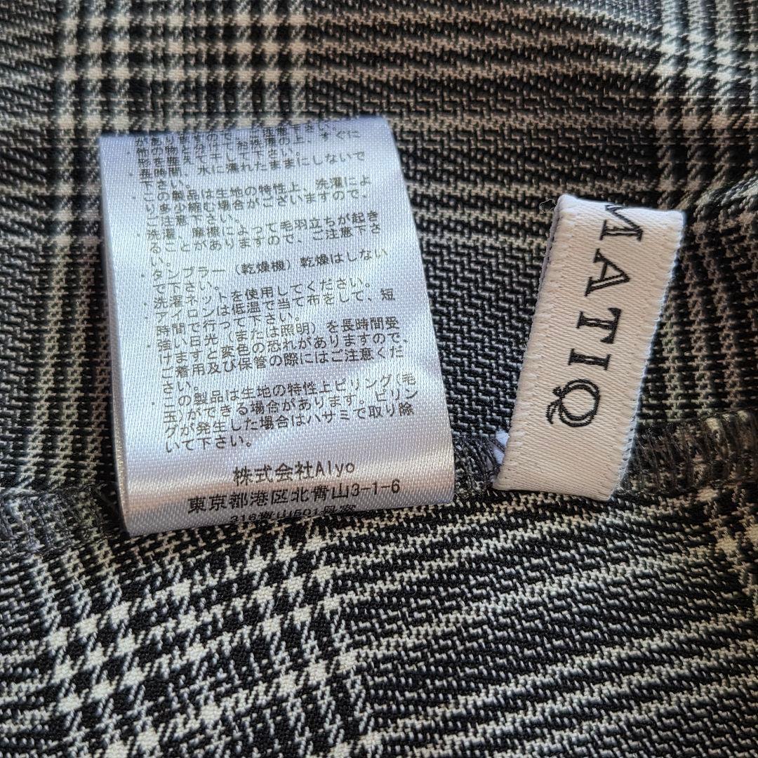 CINEMATIQ　ヴィンテージリリーロングワンピース　Ｌ　ストレッチ　金ボタン