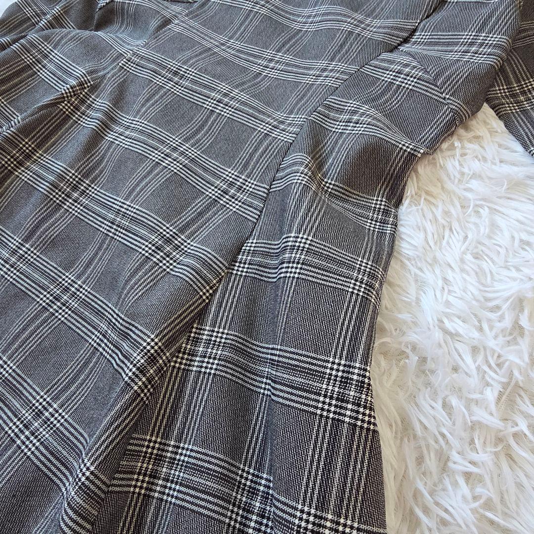 CINEMATIQ　ヴィンテージリリーロングワンピース　Ｌ　ストレッチ　金ボタン