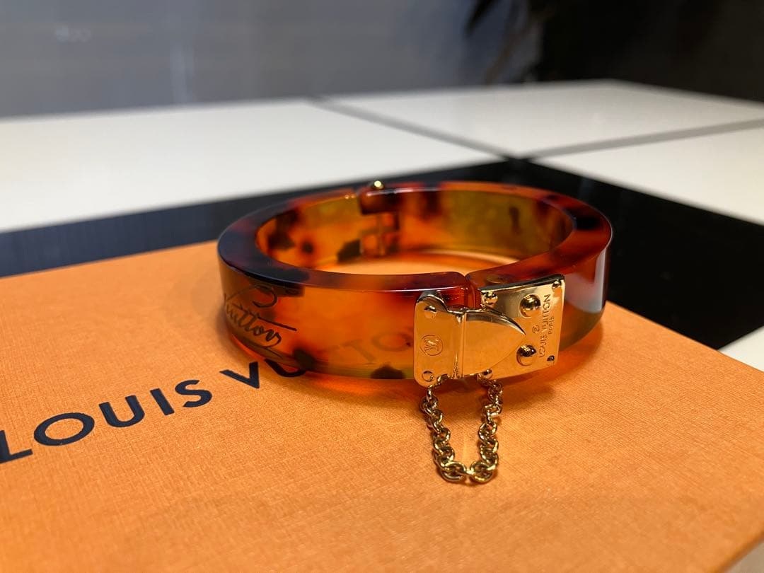 ★★もこもです★★ 【極美品】ルイヴィトン ブラスレロックミー バングル