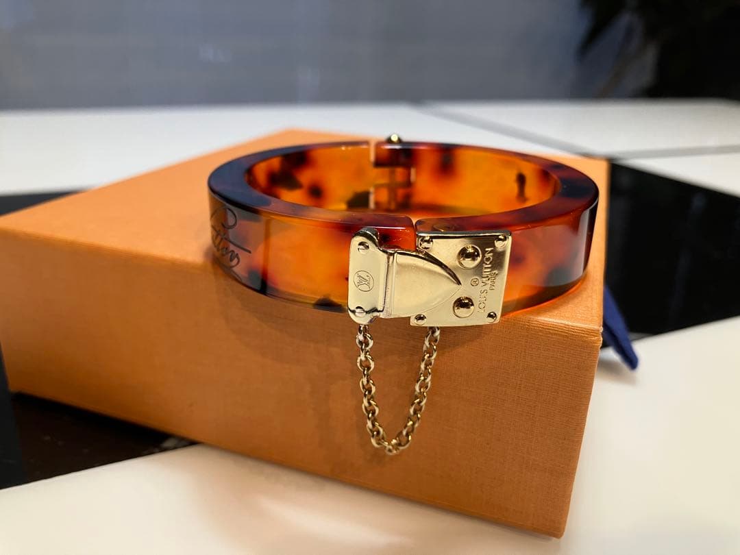 ★★もこもです★★ 【極美品】ルイヴィトン ブラスレロックミー バングル