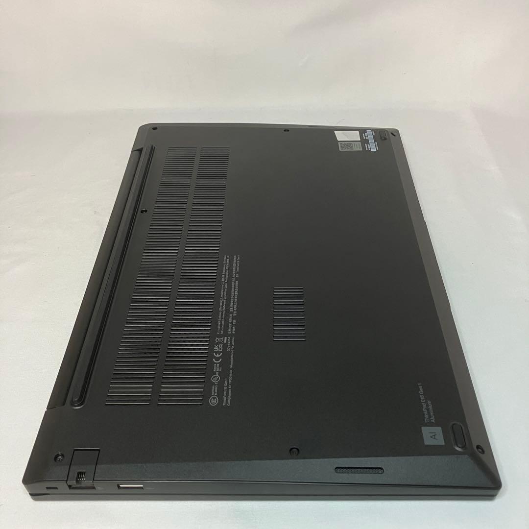 極美 ThinkPad E16 Gen1 Core i5 13420H 16GB