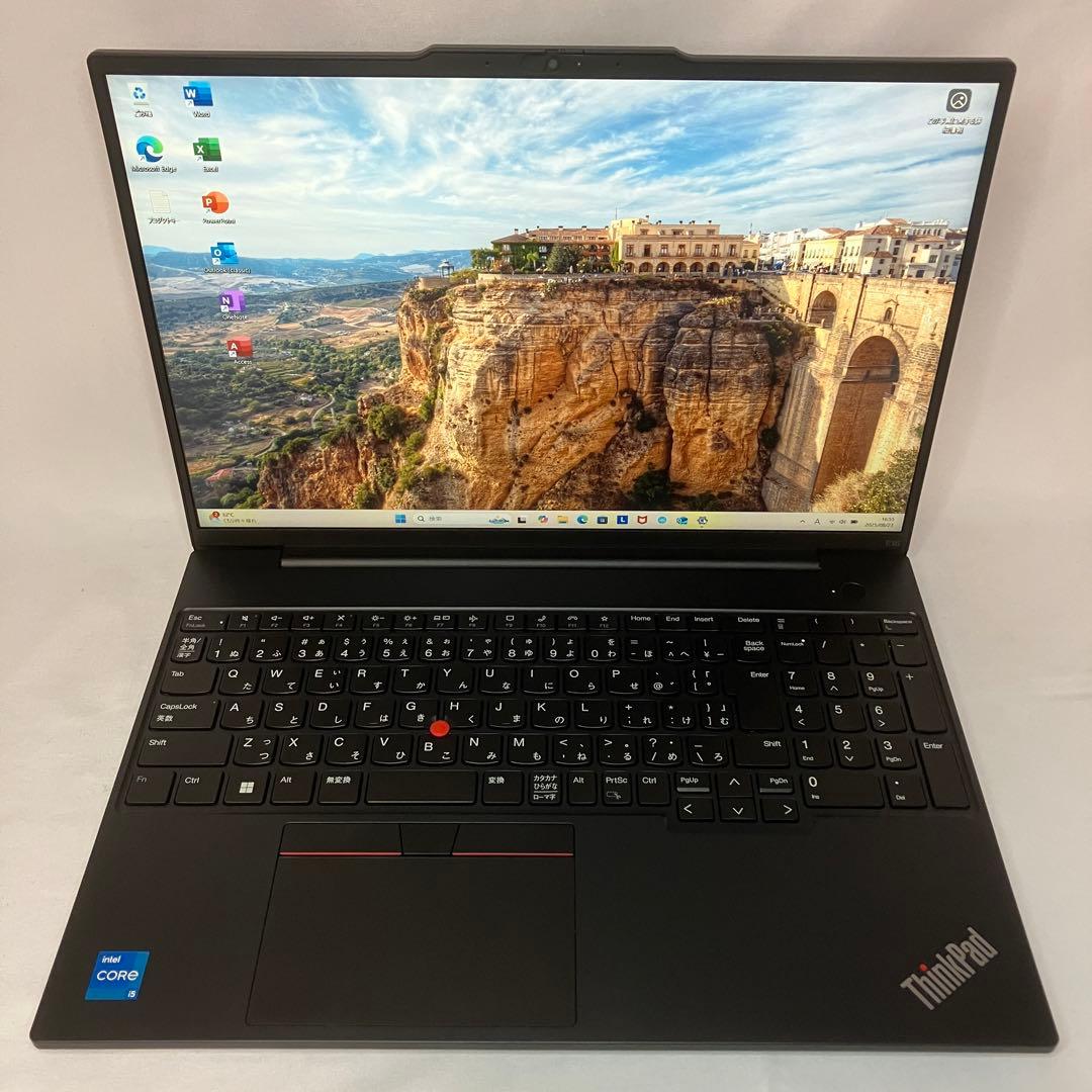 極美 ThinkPad E16 Gen1 Core i5 13420H 16GB