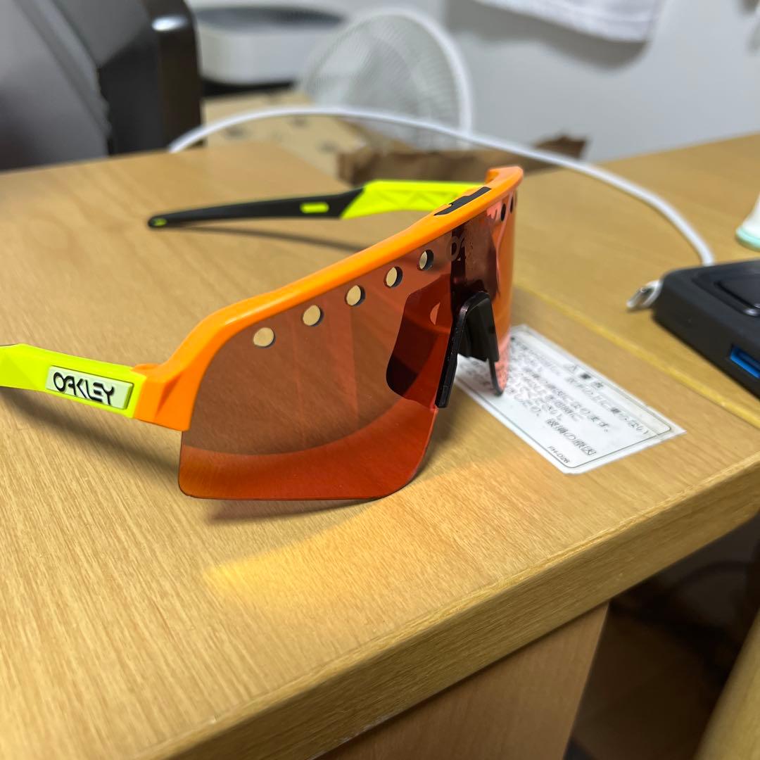 小物 OAKLEY sutoro lite sweep