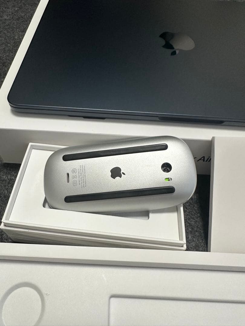 MacBook Air（M2チップ搭載）