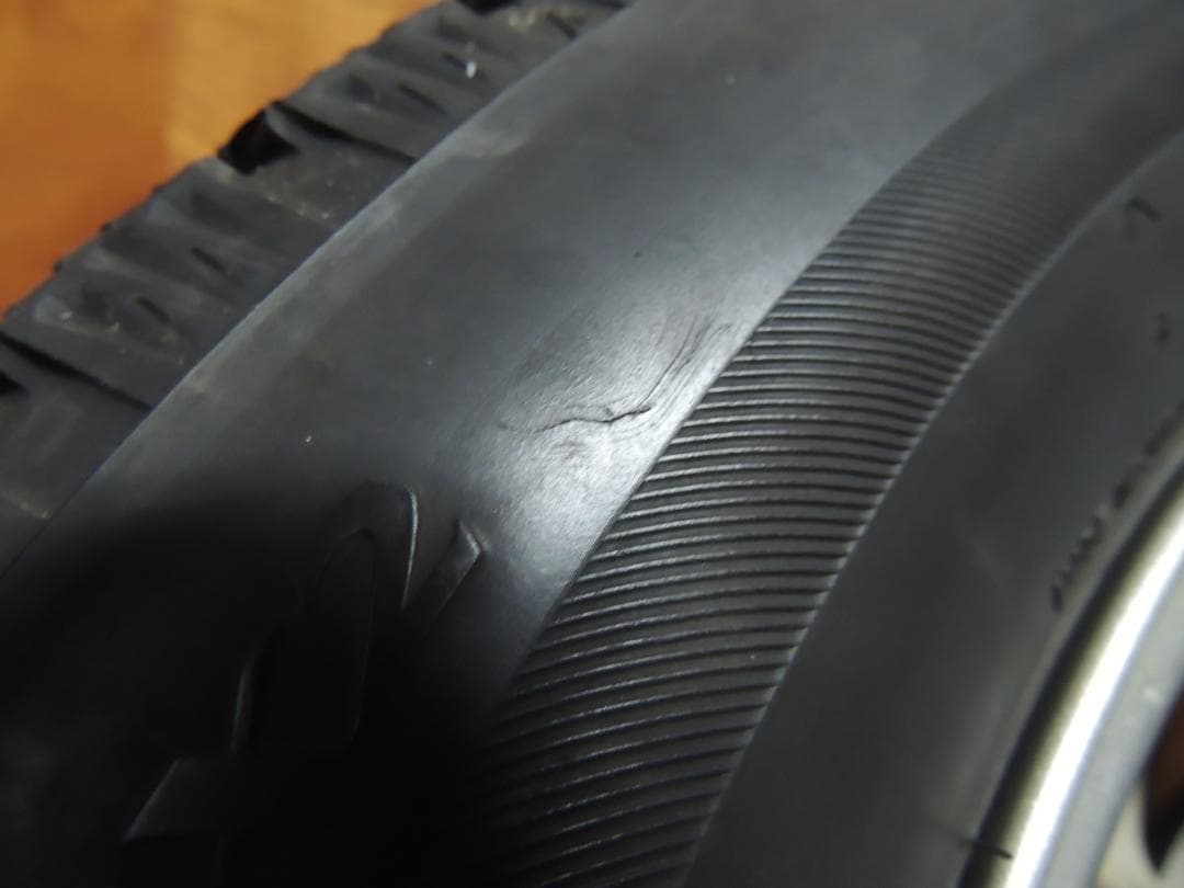 T653　195/65R15　ブリヂストン　スタッドレス　4本　サイドに小傷有り