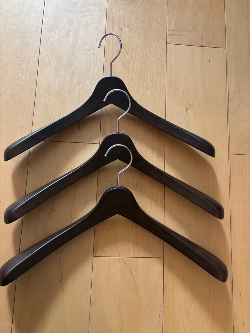 NAKATA ハンガー メンズジャケット用　スモークブラウン　3本